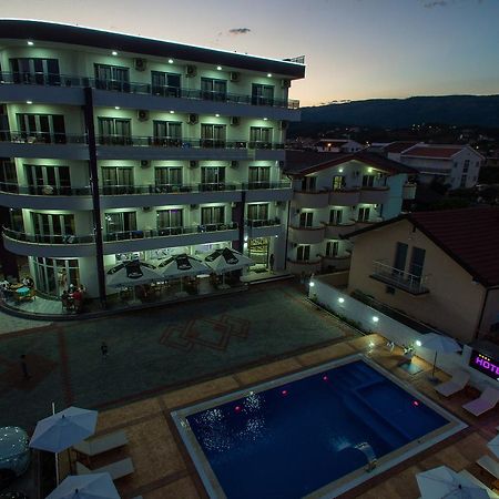 Hotel Edita Ulcinj Exteriér fotografie