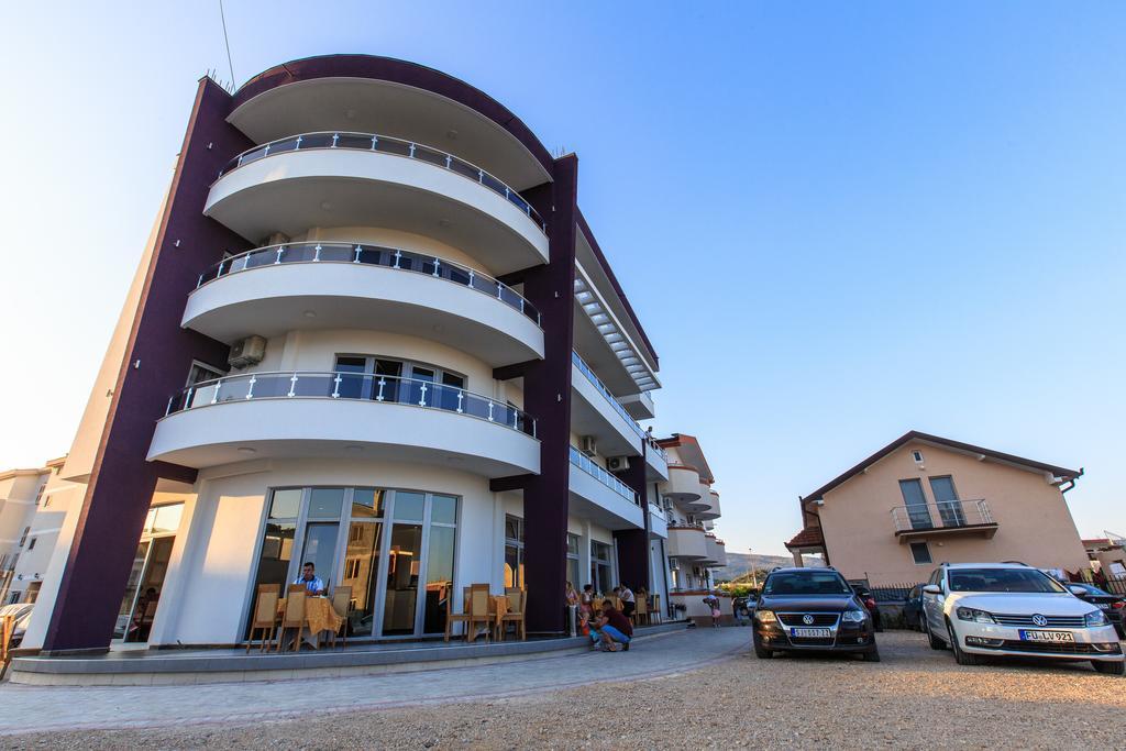 Hotel Edita Ulcinj Exteriér fotografie