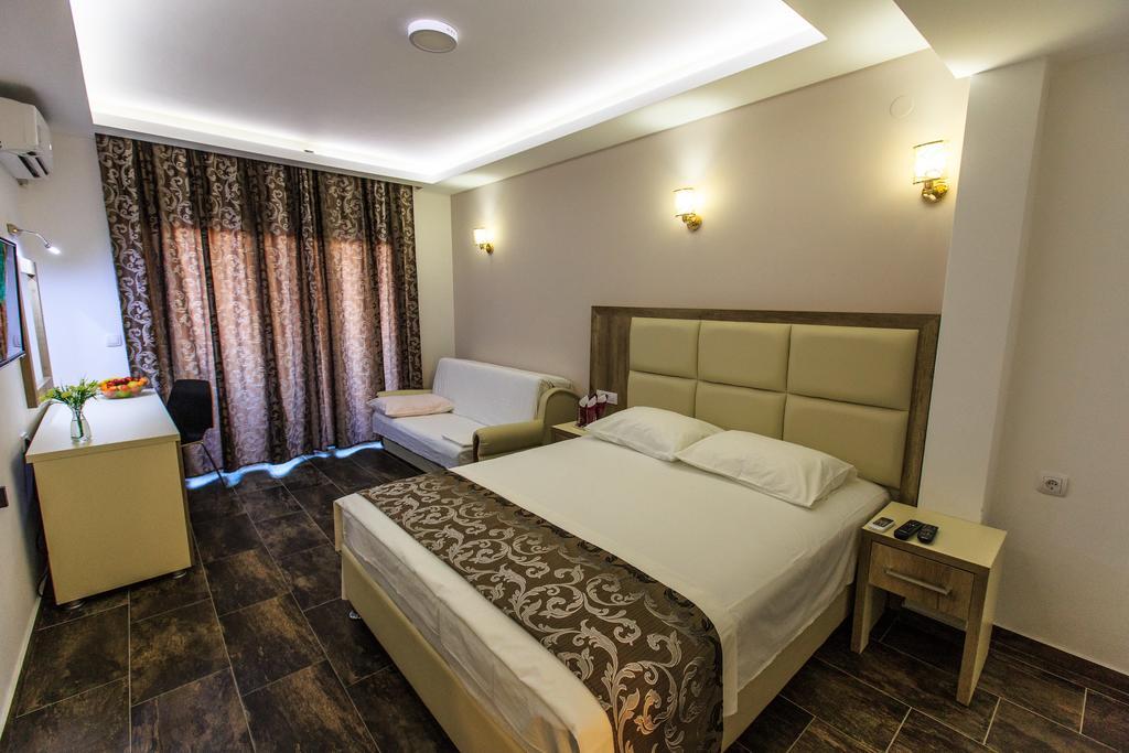 Hotel Edita Ulcinj Exteriér fotografie