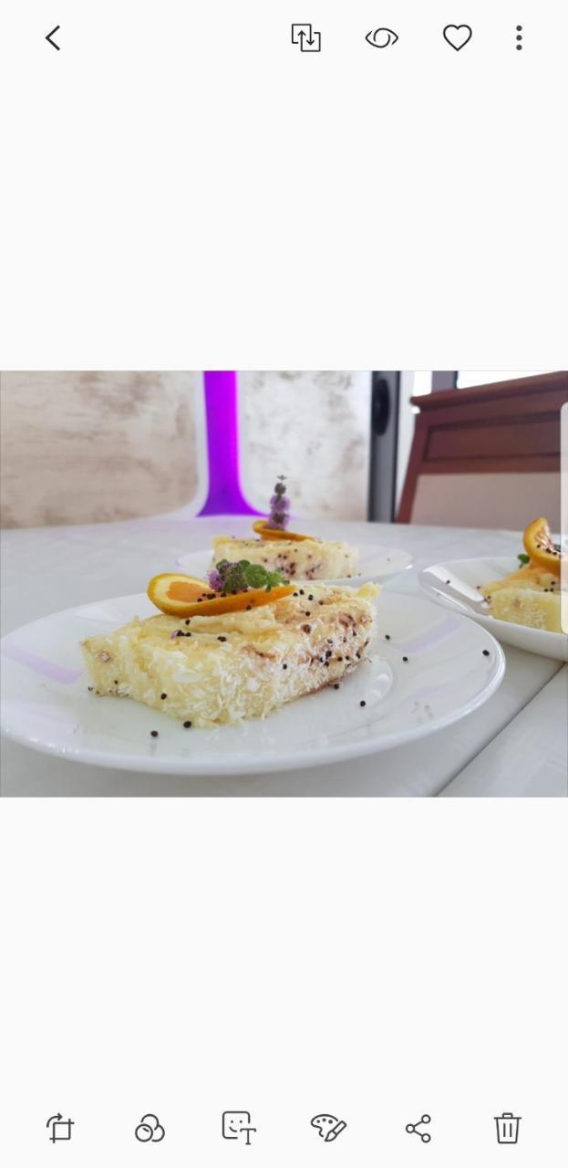 Hotel Edita Ulcinj Exteriér fotografie